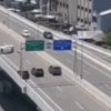 Minibus Terbalik di Tol Layang Pettarani Makassar, Pengendaranya Minta Tolong Diantar ke Rumah Sakit