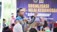 Hadiri Panen Raya, Syahar Salurkan Bantuan Hand Traktor ke Petani