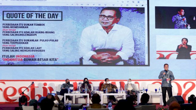 Walikota Makassar Moh. Ramdhan "Danny" Pomanto didaulat tampil sebagai pembicara pada Festival Hak Asasi Manusia (HAM) Tahun 2021.