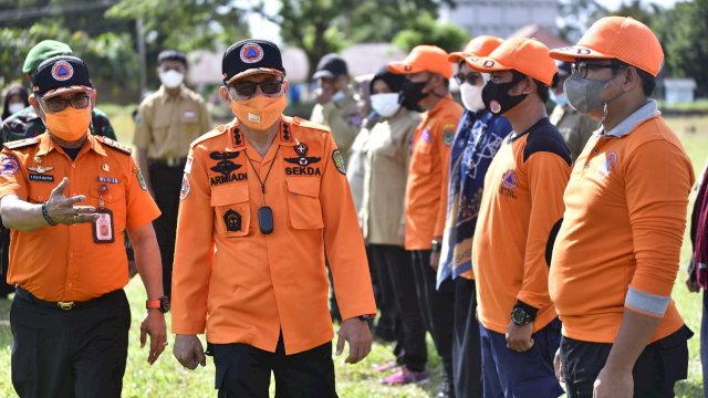 Waspada Gelombang Ketiga COVID-19 Jelang Nataru