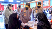 Jelang Nataru, Jenderal Listyo Sigit Pecut Vaksinasi Serentak se-Indonesia