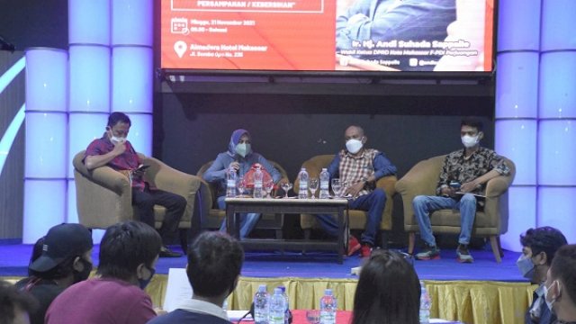  Wakil Ketua DPRD Kota Makassar, Andi Suhada Sappaile Saat menggelar Sosialisasi perda 