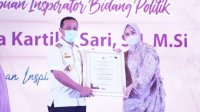 Ketua KT Sulsel Andi Ina Raih Penghargaan Perempuan Tangguh  Dari Pemerintah