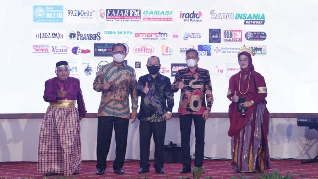 Danny Pomanto Diberi Penghargaan Khusus sebagai Kepala Daerah Peduli Penyiaran
