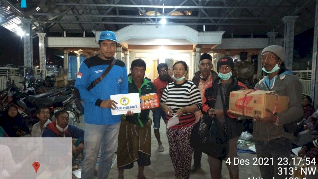 Partai Gelora Kirim Relawan Bantu Korban Erupsi Gunung Semeru