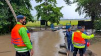 Hujan Terus Menerus, SAR Brimob Batalyon C Pelopor Lakukan Patroli ke Wilayah Rawan Banjir