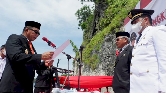 Bupati Bulukumba melantik 32 pejabat lingkup Pemkab Bulukumba.