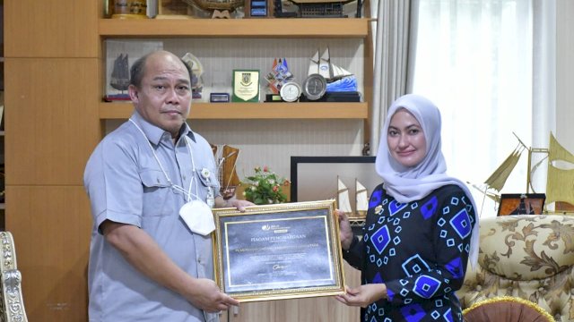 Lindungi 5.000 Pegawai Non ASN, Pemda Lutra Terima Penghargaan dari BPJS Ketenagakerjaan