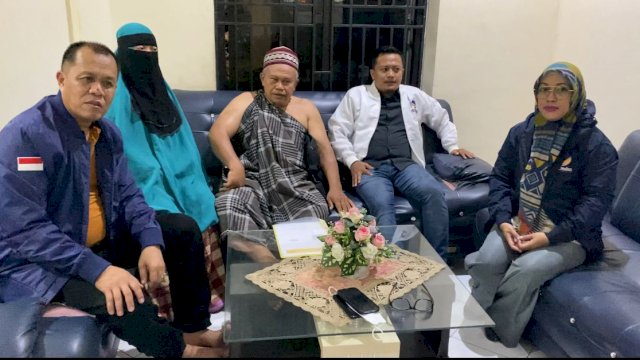 Nasdem Makassar Bantu Warga Tojo Una-Una