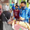 Vaksinasi Massal di Cambalojong, Ilham Azikin Traktir Warga yang Vaksin