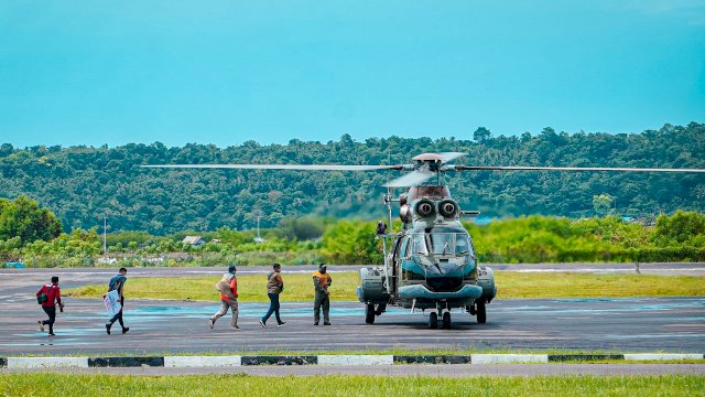 Andi Sudirman Tiba di Selayar, Lanjut Berkunjung ke Wilayah Terdampak Gempa Pakai Helikopter