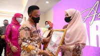 Ilham Azikin Ajak Ibu-ibu Menjaga Ekonomi Mikro di Bantaeng