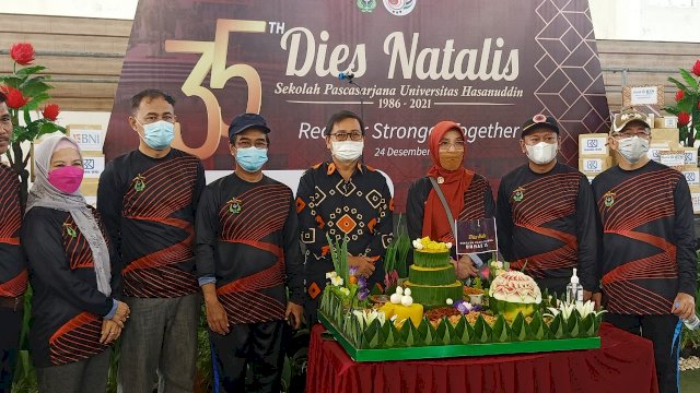 Hadiri Dies Natalis ke 35 Pasca Sarjana Unhas Ini harapan Suaib Mansyur