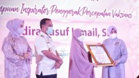 Hari Ibu ke-93, Indira dan Fatmawati Dianugerahi Penghargaan Perempuan Inspirator