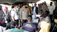 Bersama Kapolda Sulsel, Wali Kota Makassar Pantau Vaksin Massal: Optimis Capaian 90%