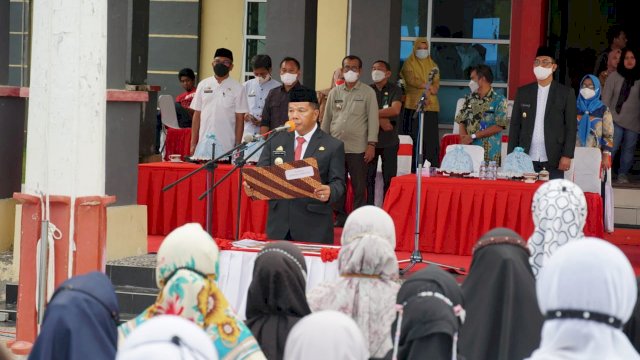 Andi Utta Lantik Pejabat Fungsional Penyetaraan Eselon IV Pemkab Bulukumba
