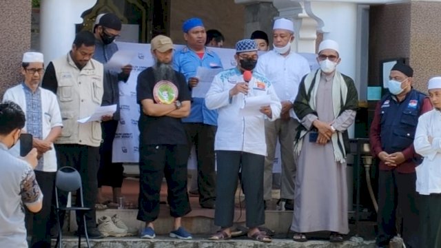 Reuni 212 di Sulawesi juga selenggarakan, tepatnya di Kota Makassar, Kamis (2/12) / TROTOAR/Maul