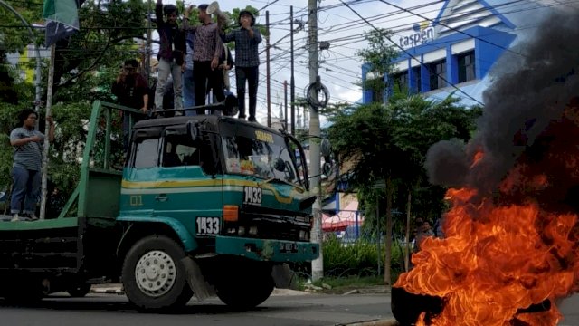 Hari Anti Korupsi, HMI Cabang Makassar Desak Jokowi-Ma’ruf Selesaikan Pelanggaran HAM dan Korupsi