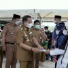 Basmin Mattayang Serahkan SK PNS dan PPPK Formasi 2019