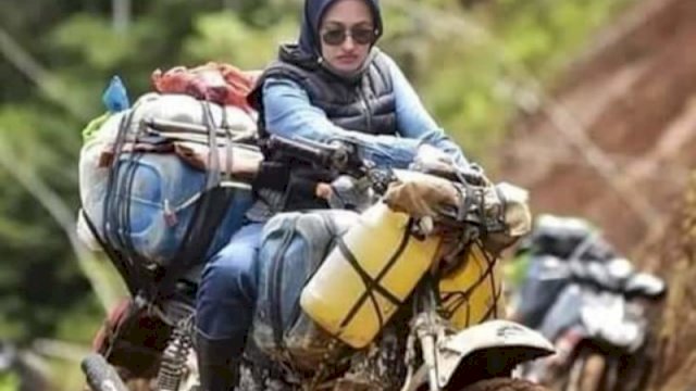 Bupati Perempuan Raih Penghargaan Perempuan Tangguh Dalam Dunia Pendidikan