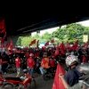 Ratusan Buruh KSN di Makassar Turun ke Jalan Tuntut Upah yang Layak