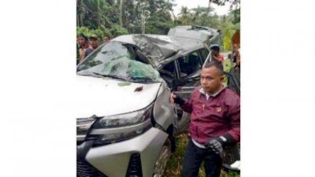 Foto : Kondisi kendaraan yang alami kecelakaan. (via Tribunnewssultra.com)