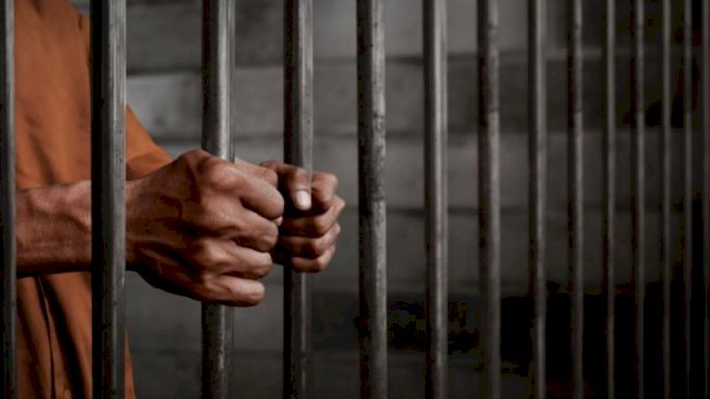 Jelang Tahun Baru, Penyidik Direskrimsus Polda Sulsel Tahan 13 Tersangka