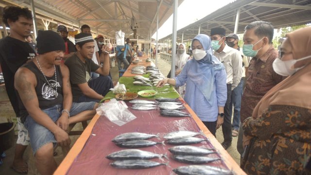 Bupati Lutra Resmikan Pasar Dg. Mangatta