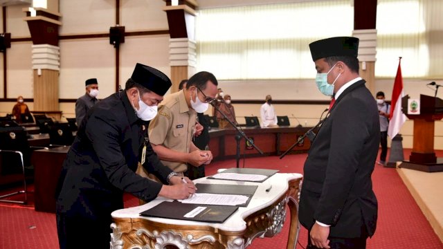 Lantik Pejabat, Plt Gubernur Minta 2 Poin Pakta Integritas Dibaca Ulang