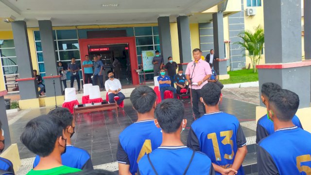 Jelang 8 Besar Piala Soeratin U-17, Bupati Andi Utta Lepas Tim Gasiba