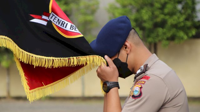 Brimob Bone Kembali Lepas 6 Personel Mutasi Tugas Umum