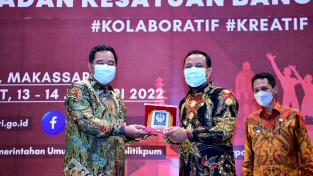 Dirjen Politik dan Pemerintahan Umum Kemendagri Sanjung Andi Sudirman Sulaiman