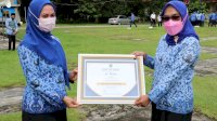 Serahkan Penghargaan Inovasi Tingkat Kabupaten, Bupati Lutra Harap Inovasi Dapat Direplikasi