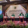 Plt Gubernur  Dianugerahi Anggota Kehormatan KAHMI Sulsel