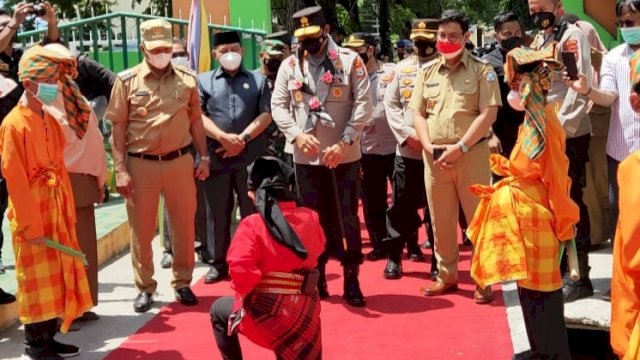 Proses penyambutan Kapolda Sulsel, Irjen Pol Nana Sudjana. (*)