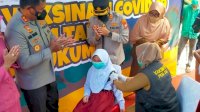 Begini Reaksi 2 Putri Kapolres Bulukumba yang Masih Duduk di Bungku SD saat Divaksin Covid-19