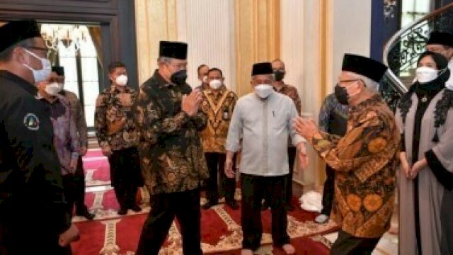 SBY, Ma’ruf Amin, Teten Masduki hingga Hendropriyono Bertemu dalam Suasana Duka di Kediaman Chairul Tanjung
