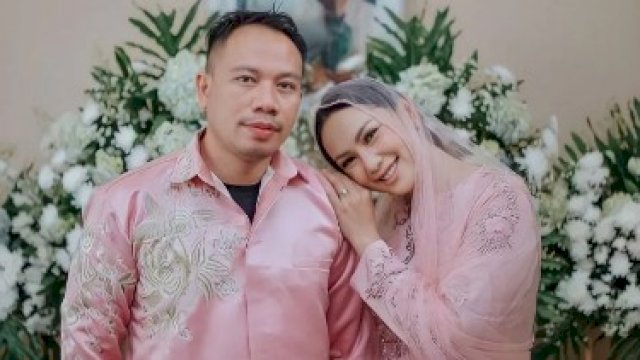 Vicky Prasetyo dan Kalina Ocktaranny. (*)
