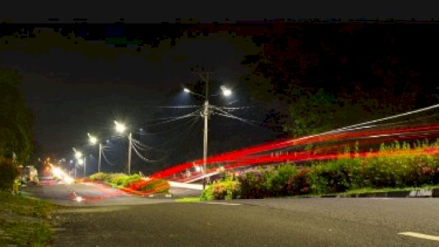 Ilustrasi (lampu jalan).