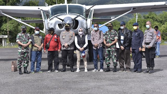 Bersama Bupati Lutra, PT Telkom dan Telkomsel Kunjungi Seko