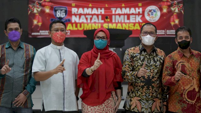 Danny&ndash;Andi Ina Hadiri Ajang Ramah Tamah Natal dan Imlek IKA Smansa Angkatan 86