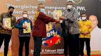 Raih Penghargaan di HPN 2022, M Thaher H: Ini Semua Buat Rakyat Maluku
