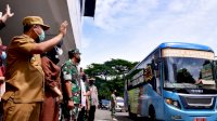 Andi Sudirman Lepas 1.000 Nakes Mobile Vaksinator ‘Jemput Bola&rsquo;