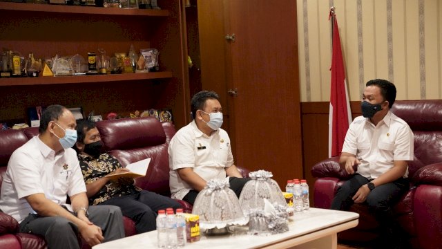 Bupati Bantaeng Ilham Azikin Menjamu Tim Japan Internasional Coorporation Ageng (JICA) bersama Pemprov Sulsel yang akan mendorong program unggulan Pemkab Bantaeng.