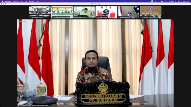 Pelaksana Tugas Gubernur Sulawesi Selatan, Andi Sudirma Sulaiman mengajak masyarakat untuk segera melakukan vaksinasi. Serta yang telah mendapatkan dosis satu, untuk segera melengkapi vaksinasi dosis dua dan booster.