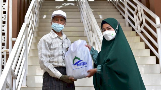 Berbagi Mukena, Andalan Mengaji Sasar Masjid di Lima Daerah di Sulsel