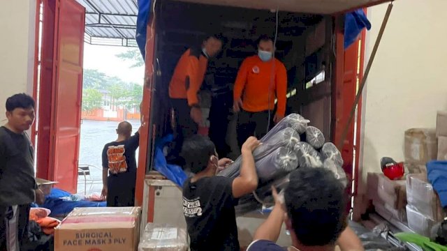 Longsor di Lembang Rano Tengah Toraja, Andi Sudirman Pastikan Pemenuhan Logistik Bantuan