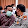 Bersama Kapolda Sulsel, Andi Sudirman Tinjau Vaksinasi Booster Presisi