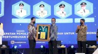 IPDN Beri Penghargaan Kartika Pamong Praja Muda kepada Danny Pomanto&nbsp;