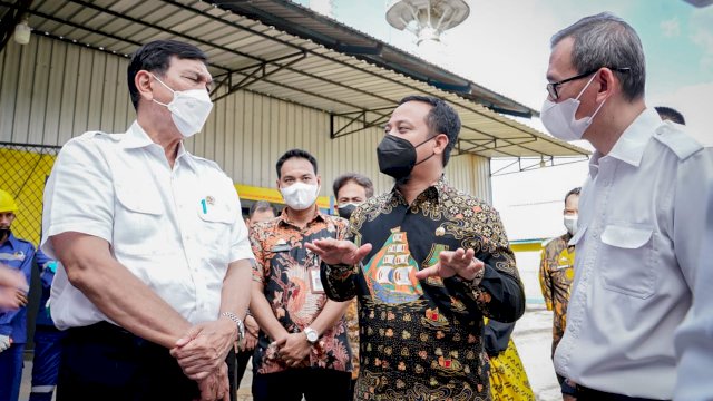 Luhut Pandjaitan Kunjungi Lokasi Pengolahan Limbah B3 Milik Pemprov Sulsel